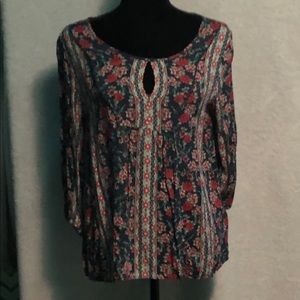 Boho shirt. Worn a few times. Excellent condition